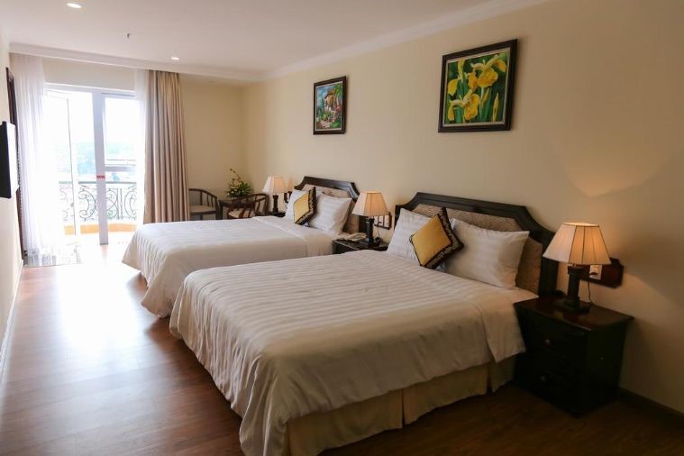 Khách sạn Iris Đà Lạt